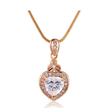 MOLIAM Brand Fashion Jewelry Crystal Necklace Lovely Heart Pendant Gold Chain Necklaces 